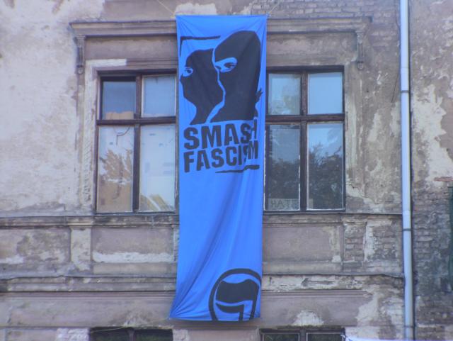 Smash Fascism Transpi (Juli 2011)